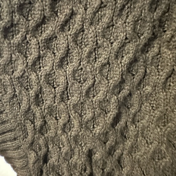 Isaac Mizrahi Live Poncho Black Knit Top Pull Over Knit Size M/L - Picture 5 of 6